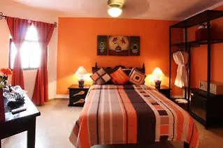 El Patio Hotel 3*